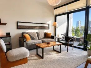 Luxe 1BR Apt Near Brady with Balcony+Lounge - Image 4