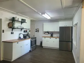 Lakeview Cabin - 10 min from Grand Beach - Image 2
