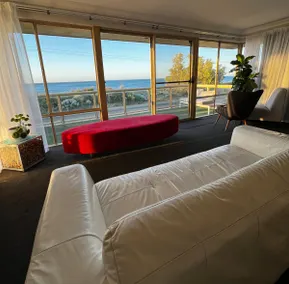 Beach Front & Ocean Views - 5 mins to town - Image 5