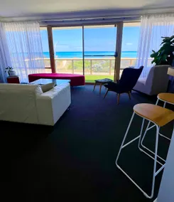 Beach Front & Ocean Views - 5 mins to town - Image 3