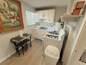 1BR Historic Apt | Walk to VSU & Hospital | 2F - Image 3