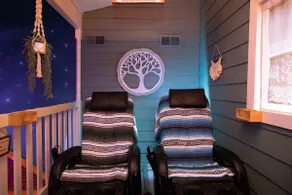 Adults Only getaway! Must see-Ghost Town suite! - Image 4