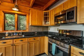 Sunny Streams Cabin - Sunset Views w/ a Hot Tub! - Image 4