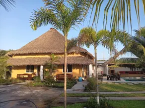 Colibri beach Monterrico - Image 3