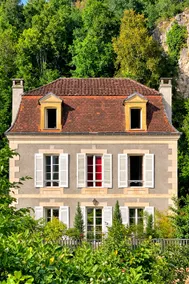 Romantic villa in Dordogne, air-conditioned, private heated pool, king size bed - Image 2