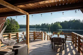 Private Lakeside Cottage with Sauna & Forest Views - Image 4