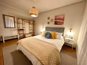 Villa Yoli, centrally located with a parking space - Image 4
