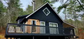 Chalet w/Cedar SAUNA, HOT TUB, Outdoor TV and POOL nearby!! - Image 2