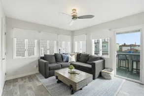 Bayside South Mission Beach Upper Unit, nyrenoverad, massor av ljus - Image 5