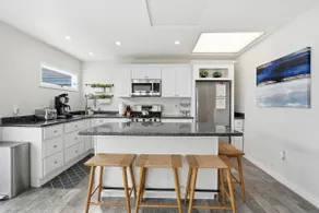 Bayside South Mission Beach Upper Unit, nyrenoverad, massor av ljus - Image 3