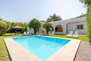 Heliopetra Villa - Image 2
