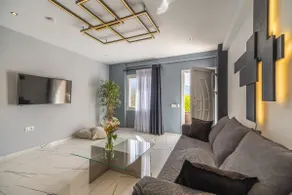 Semiso Beach Suites - Apartment 3 - Image 2
