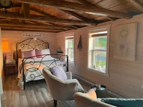 The Robins Nest Cottage (Blue) - Image 4