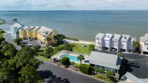 Serenita Ora: Quiet Waterfront Unit with 2 Kayaks! - Image 2