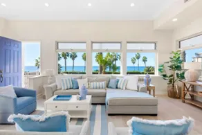 #1 Location, Year Round Sandy Beach, Steps to Restaurants - Image 5