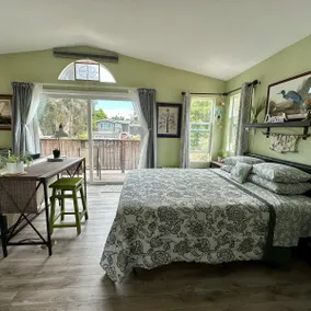 Private, Bright Bungalow Suite. Heron’s Nest - Image 2
