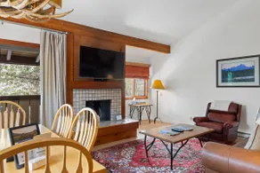 Outpost: Huckleberry 3121 - Located in the Aspens! - Image 5