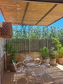 250 metres from the sea a tiny independent house with a yard full of flowers! - Image 4