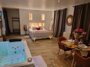 Luxury cocooning suite Private Spa 20 min Paris - Image 2