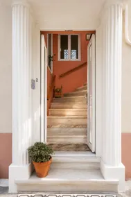 Aristocratic Suite in the Heart of Andros Town - Image 3