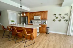 Black Diamond- A newly renovated private apartment - Image 4