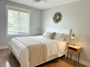 Townhouse|Laundry|walking trails|2 bed - Image 4