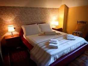 Prestigious 70 sqm near Milan/Rho Fiera/Airport - Image 3