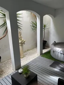 40 m2 apartment With its patio jacuzzi - Image 2