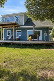 Adults-Only Bayfront Retreat w/ Private Deck - Image 3