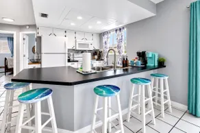 Stunning Nature Coast Heated Salt Pool getaway - Image 4