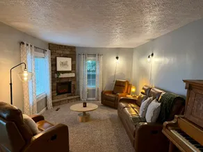 Beyond Cute Cottage - Image 2