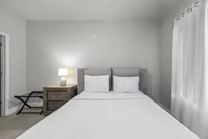 Le Chic - Near Celebration Pointe, UF, Shands - Image 5