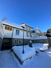 Cozy apartment in a residential area in Gol - Image 2