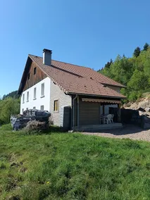 Gîte sleeps 10 with forest/mountain views - Image 2