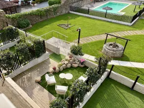 LOS LOCOS. Studio in Villaverde de Pontones. - Image 2
