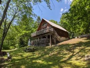 Lakes End Log Cabin on Lake Wicwas! - Image 3