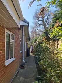 Two bedroom self-catering apartment in Arundel - Image 5