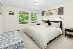 Cozy and Private Apartment: Lake, Hike & Down Town - Image 4