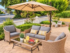 Coastal Architectural Gem in Capitola - Image 2