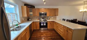 The Lincoln Landing | Walk to Beach | 3BR Retreat - Image 2