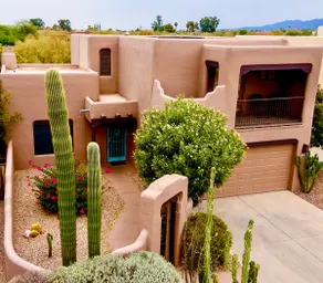 Hidden gem in the desert, private pool and hot tub - Image 2