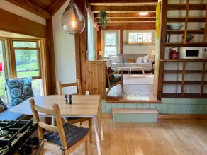 Peaceful Midcoast Retreat, Freshly renovated - Image 4