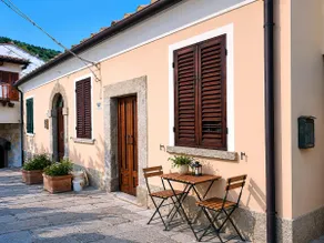Dream house, 80 m2, historic fresco - Image 2