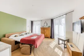 1-Bedroom Apartment Miromesnil Boetie – A/C – - Image 2