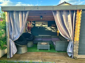 Beautiful 42 m² apartment – private wooden terrace - Image 3