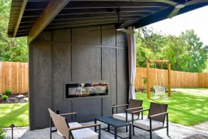 HOT TUB & backyard oasis at Remodeled & cozy home - Image 2