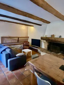 Character apartment in the heart of Aveyron - Image 2