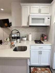 Bright & Modern private studio - Central - Image 2