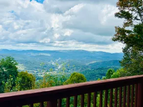 The Flight Deck, Amazing Views, Sleeps 14, Firepit, Bunks, Game Room - Image 5