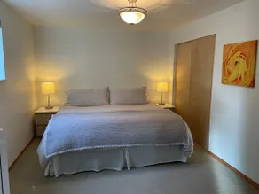 Quiet and serene West Seattle Apartment - Image 4